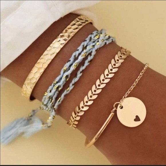 inner beauty Jewelry - 🥳LAST ONE🥳 4 piece bracelet set 🍃